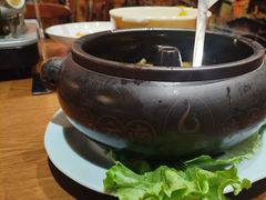 -老滇山寨•云南特色菜•地方菜•民族风情歌舞表演(金碧店)