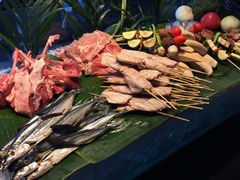 -唐拉雅秀酒店-西锦汇空中BBQ·思创餐厅