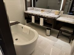 -上海前滩香格里拉大酒店