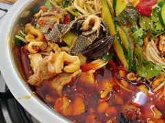 -周良天山牛杂城(天山路总店)