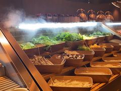 -牛YO寿喜烧·铁板烧和牛火锅自助(市府恒隆店)