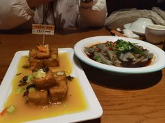 -隔壁老王·家常云南菜(花巷店)