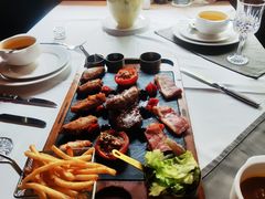 -火车头法国西餐厅