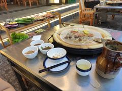 自助取餐区-老渔家白族·石板烧·野生菌火锅(古城中心店)