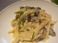 蘑菇炝腐竹-芳满庭·江浙小馆(1912店)