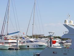 -巧克力渔家.小船海鲜胶东菜(万平口店)