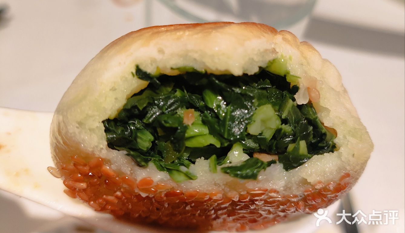 只此青绿 ，煎馄饨+生煎包