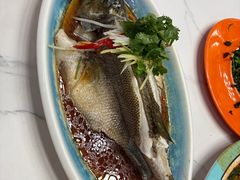 -三江源美食城