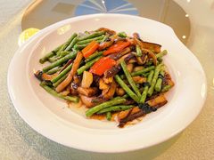 紫苏豆角炒茄子-潮珍苑海鲜粤菜酒家·广式茶点·宴请(临江大道店)