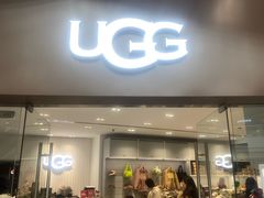-UGG(燕莎奥特莱斯购物中心店)