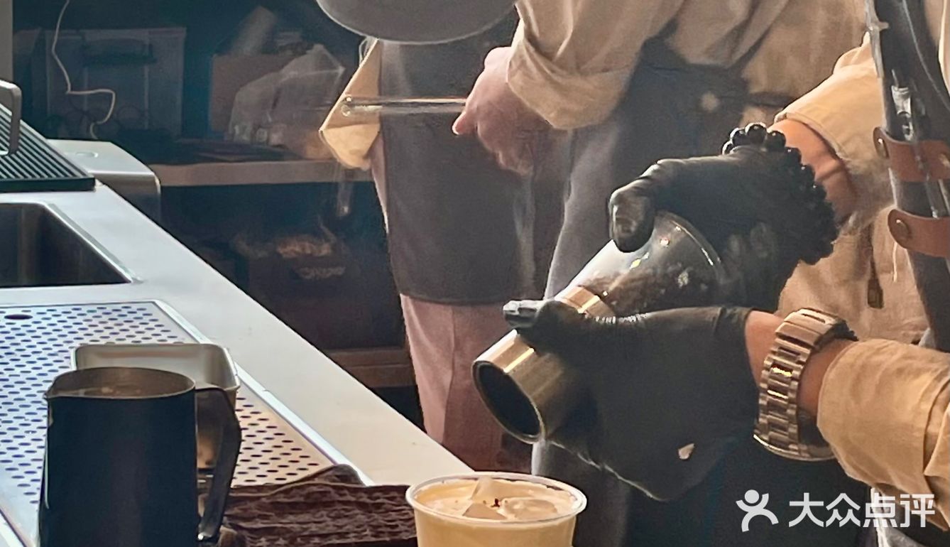 肇庆的❗️废土工业风！！！厂房咖啡工坊🏭