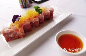 Zhenjiang Braised Pork Trotter