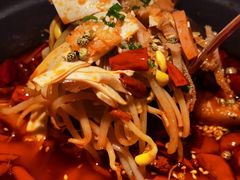 -肆海小川菜酒馆Wine Bistro (青年路店)