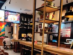 -鑫花溪牛肉米粉(广电传媒店)