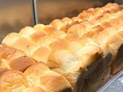 -HOT CRUSH趁热集合·现烤面包(上海环球港店)