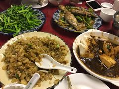 酸菜炒肉末-生态苑农庄(十里画廊遇龙河店)