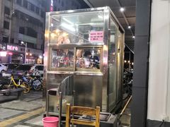 -民族烤羊·烤羊肉串·烤羊排(南城店)