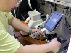 -上海网星眼镜批发·蔡司依视路官方授权(三叶眼镜城店)