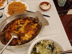 -鑫巴蜀小镇 · 水煮鱼专研店(玉桥店)