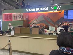 -星巴克(上海虹桥站2A检票口)