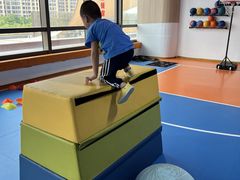 -侎宝运动成长中心(嘉定大融城店)