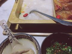 -尚尚仙·酸汤猪手·猪肚鸡火锅(华联万柳购物中心店)