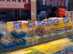 面包甜点陈列柜-東更道点心行(利客来店)