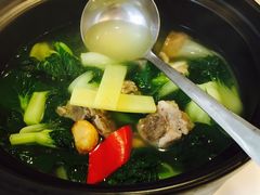 咸猪骨煲淋白菜-和平馆·地道港澳茶餐厅(西门口店)