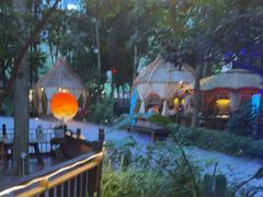 -二荆条·蜀鲜汇城市森林火锅