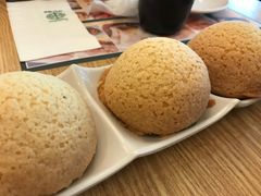 酥皮焗叉燒包-添好运点心专门店(百老汇店)