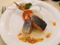 煎黄桃三文鱼-新侨三宝乐西餐厅(崇文门店)