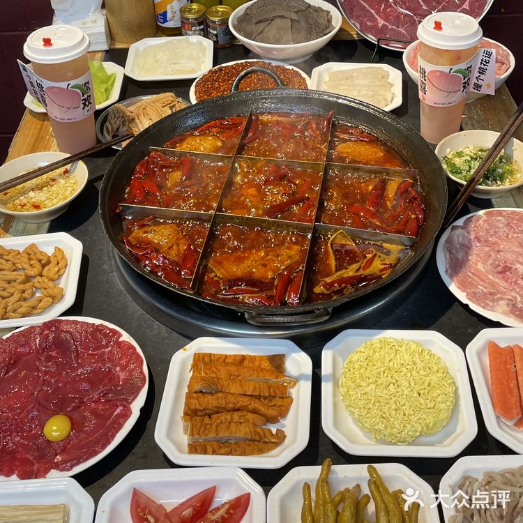 本地人都拍手叫好的这家火锅店！在重庆待了一周吃了五顿！
