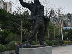-英雄广场