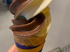 双色甜筒-宜家·瑞典风味餐厅(三桥店)