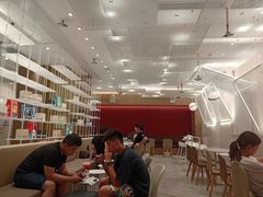-奈雪的茶(华侨城创意园店)