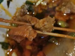 -拈签一笑黄牛肉辣卤串串