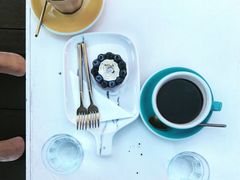 -UNI UNI(环亚凯瑟琳店)