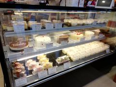 -红宝石·鲜奶小方·海派西点房(丰庄店)