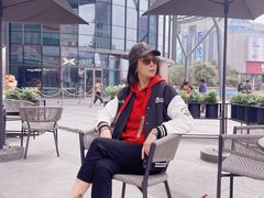 -星巴克臻选(上海合生汇1F店)