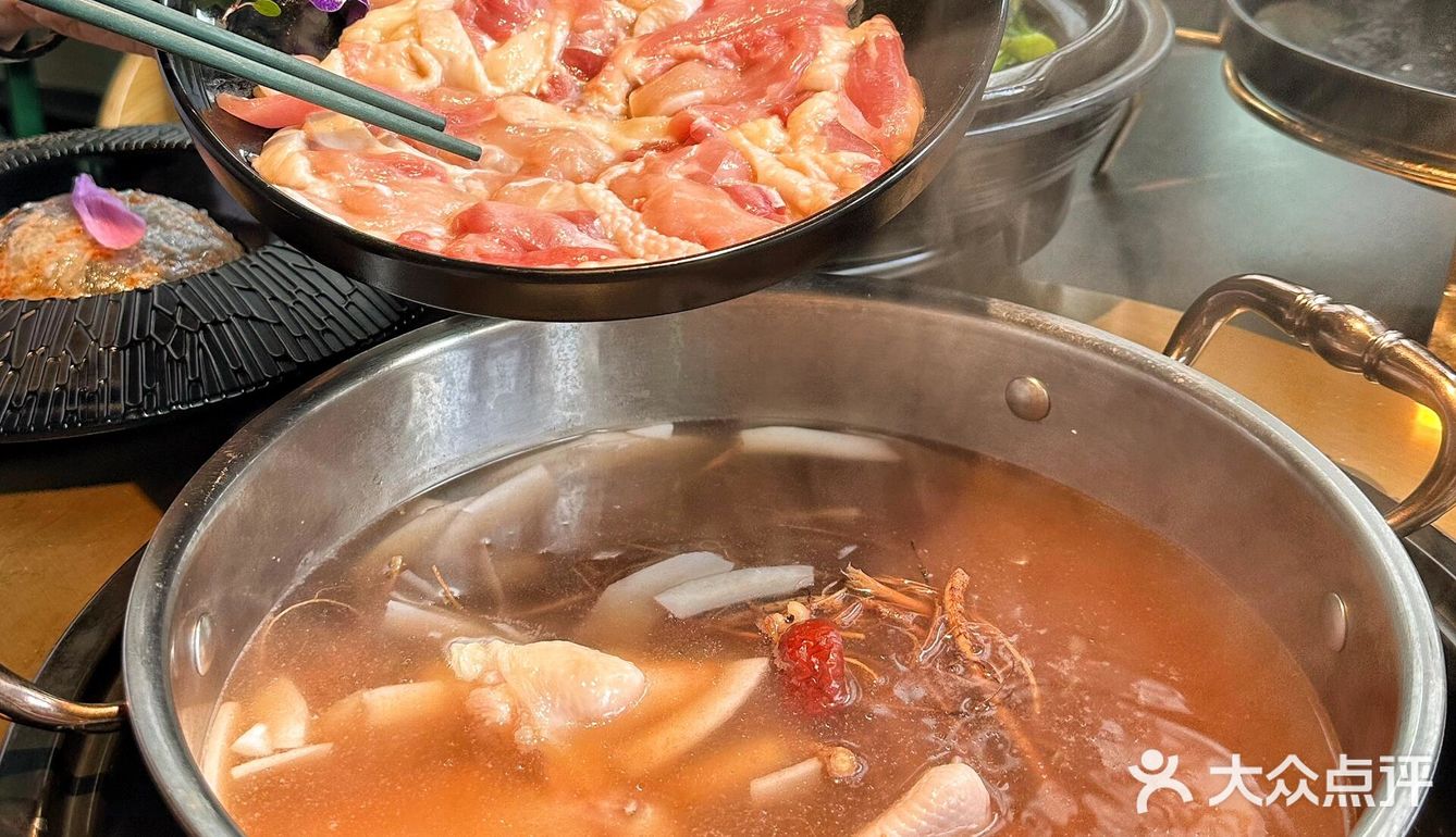 秋天当然要喝五指毛桃椰子鸡汤