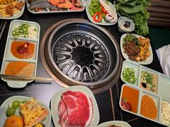 -梨花自助烤肉(西三旗万象汇黑金店)