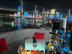 -VENU+海景酒廊