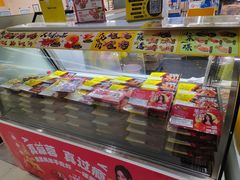零售区-周黑鸭(郑州中原区华山路中原万达沃尔玛店)