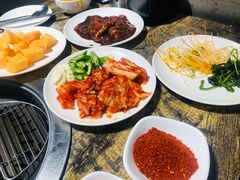 辣白菜-33韩式自助烧烤(环城南路店)
