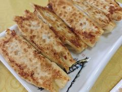 鲜肉玉米-春水锅贴·传统鲁菜(大明湖店)