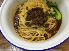 -东三里屯豌杂面