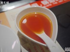 鸳鸯锅中间的番茄汤-新辣道鱼火锅(航天万源店)