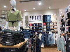 -优衣库(郑州丹尼斯大卫城店)