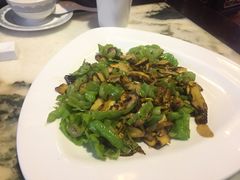 -蔼若春.传承三十年云南菜(金碧公园店)
