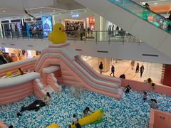 -新田360广场(上海华侨城店)